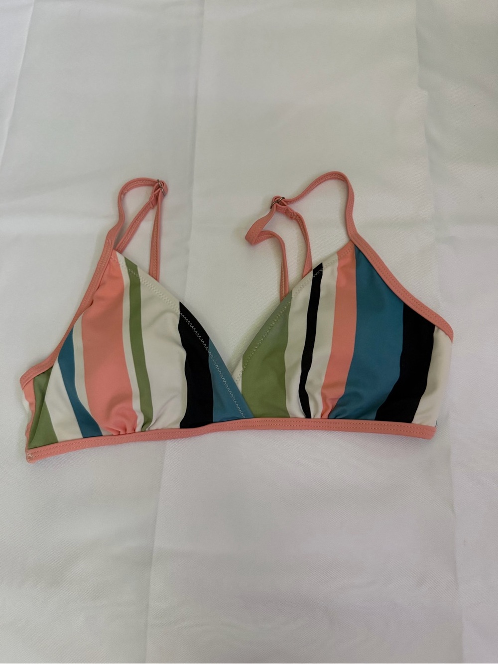 SHEIN Multicolor Striped Triangle Bikini Top in Coral Trim